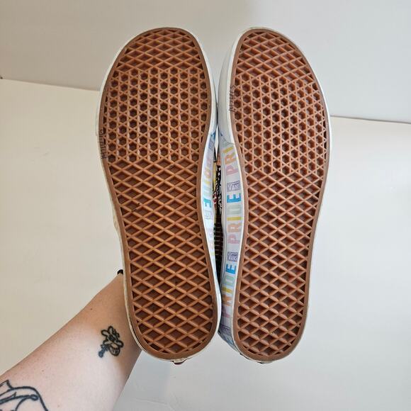 Vans Classic Slip On Sneaker Pride Multi True White Men\'s Size 13 Casual LGBTQ+